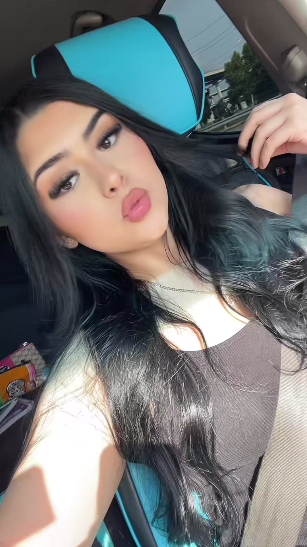 @000_m777