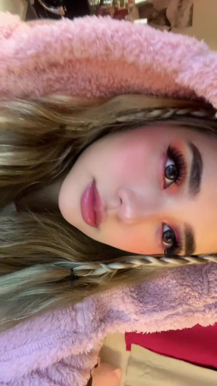 @chelseaberry 💗