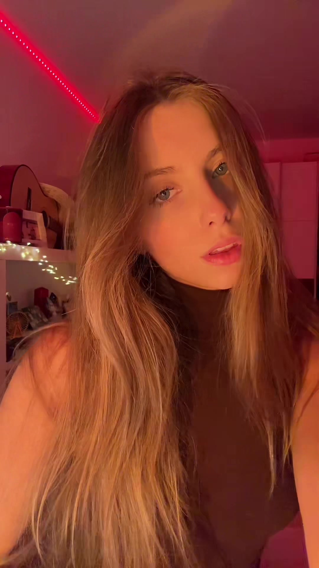 @Anna Rokoman