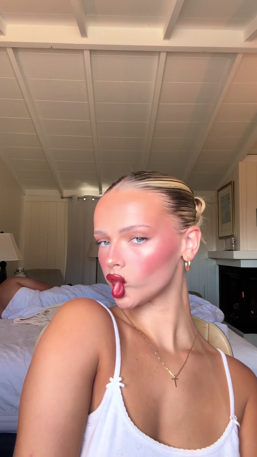@KATE KRISTIAN