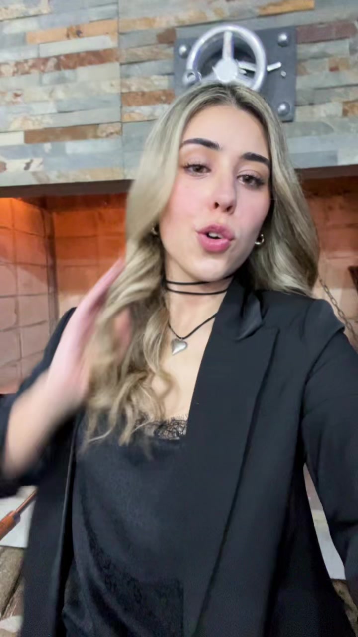 @Sofii