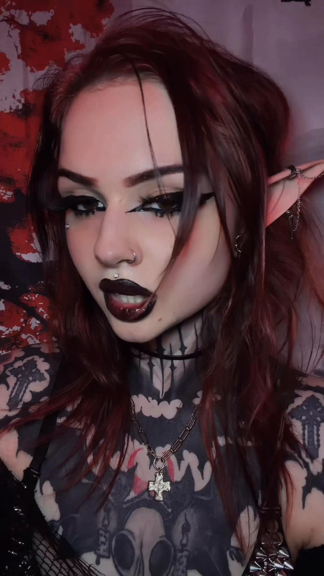 @˚ ♱ 𝔰𝔢𝔯𝔞𝔰 ♱˚