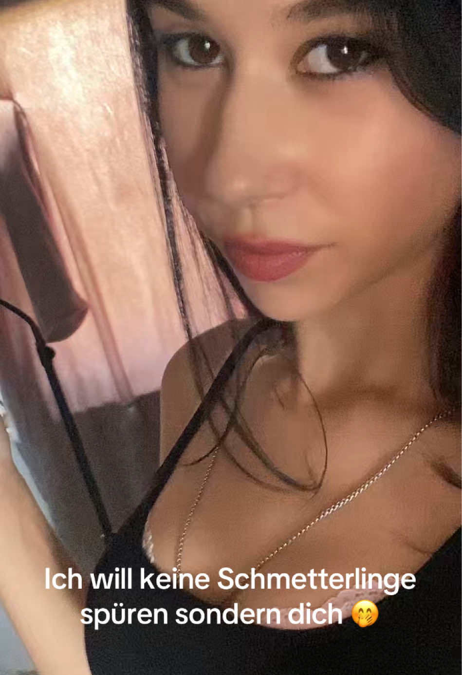 @Leyla Noir