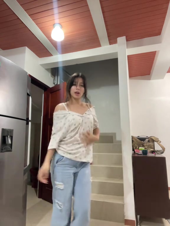 @𝒮𝒽𝒶