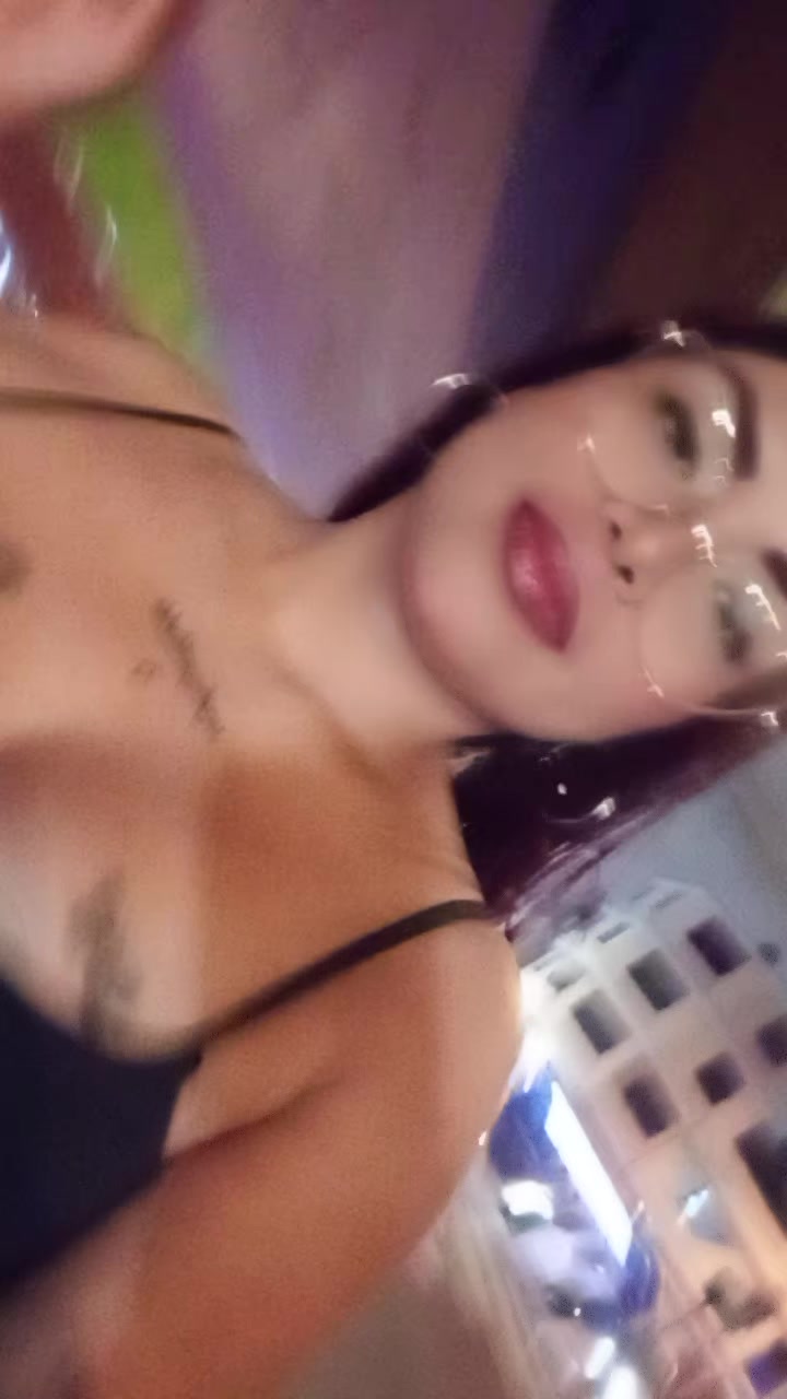 @🤎