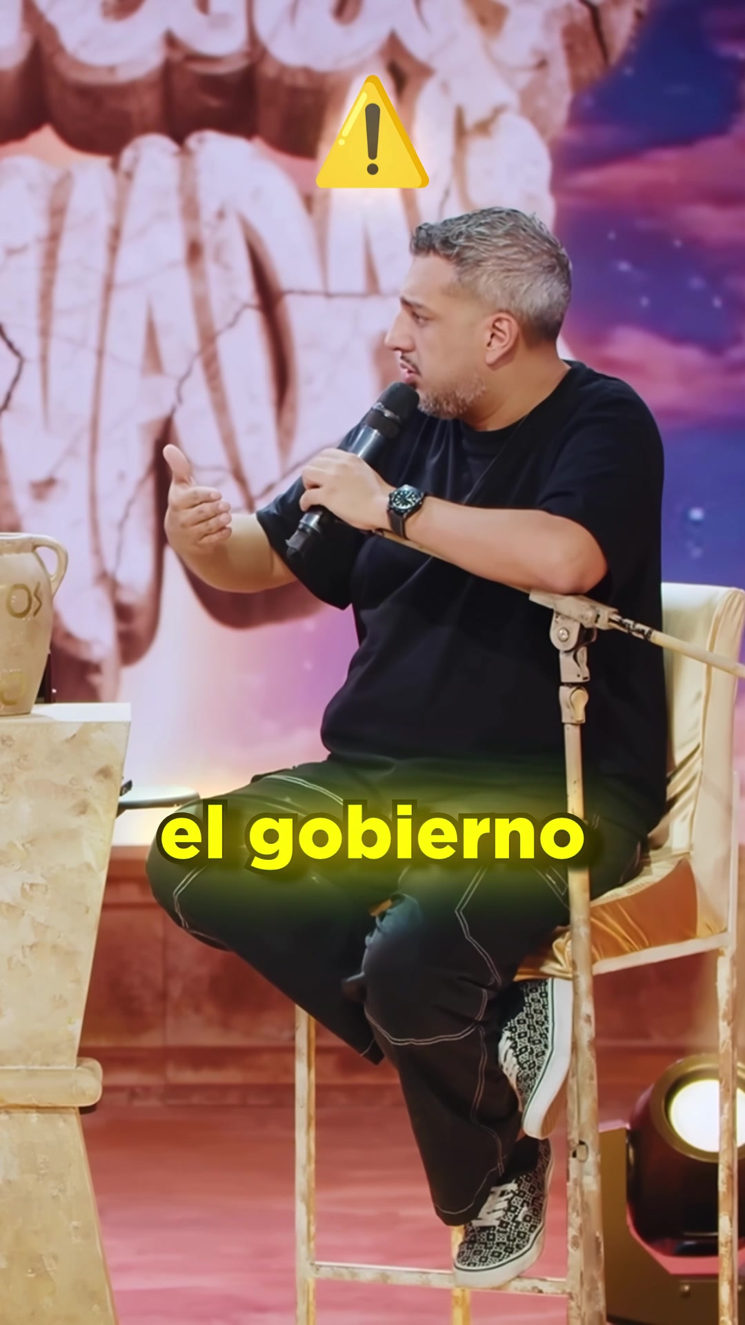 @Hablando Huevadas