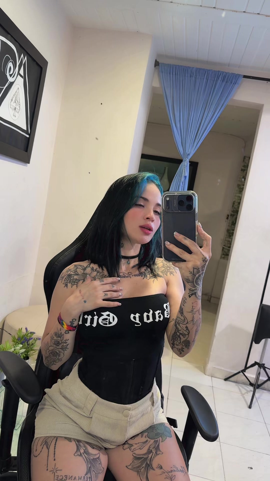@🪼Laura Azulita 🦋