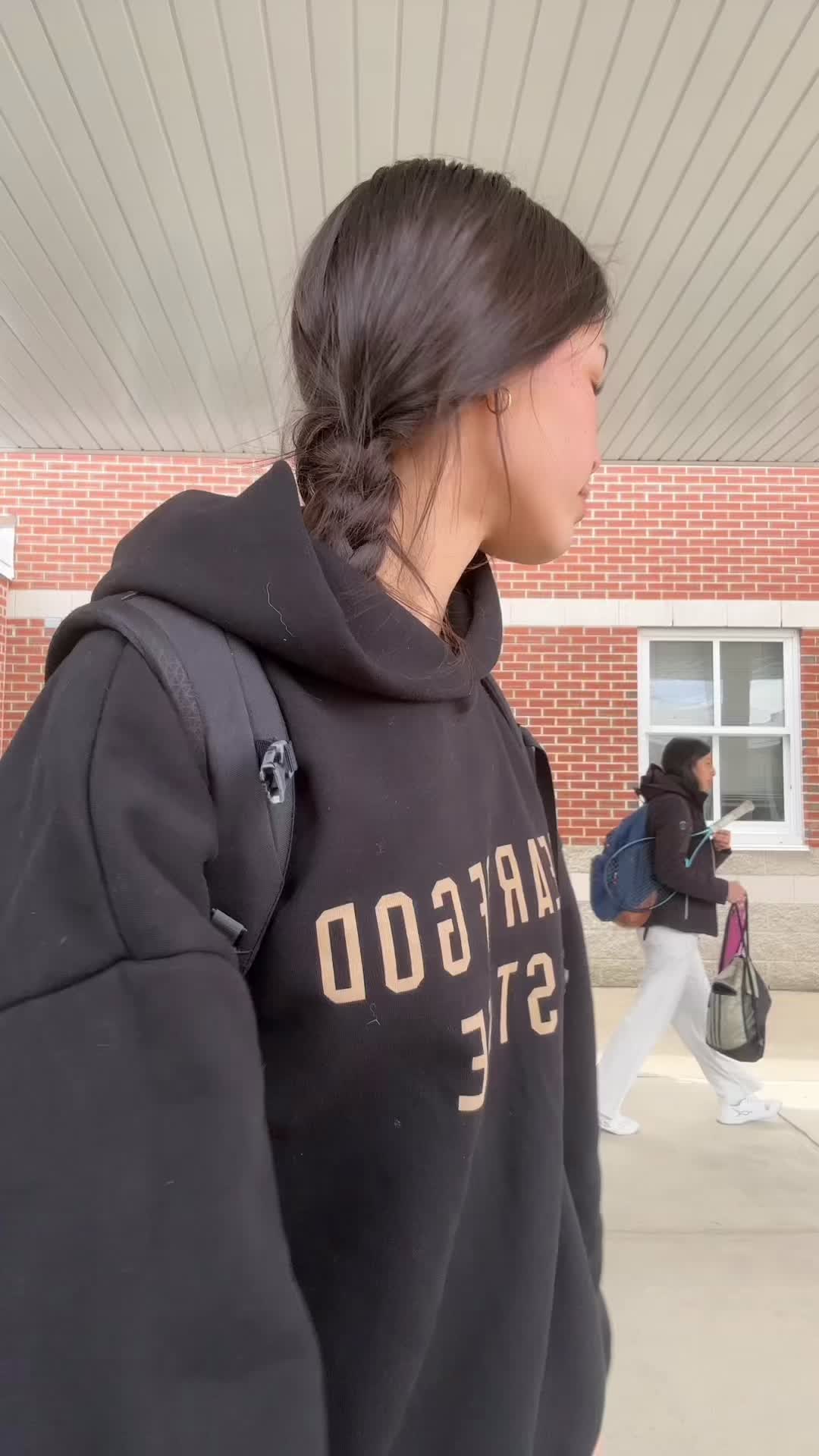 @notleilahgetout