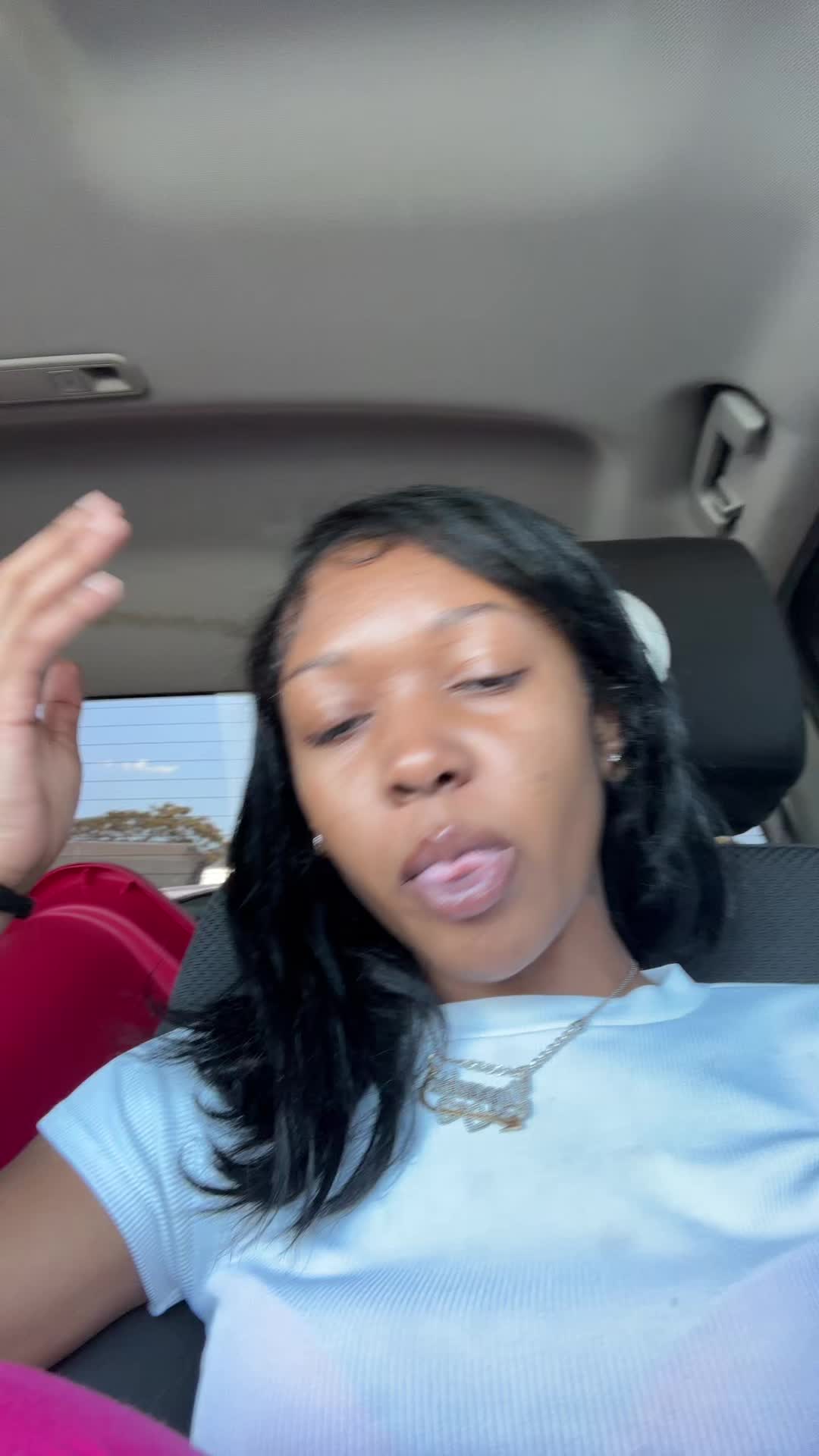 @miss zvixen