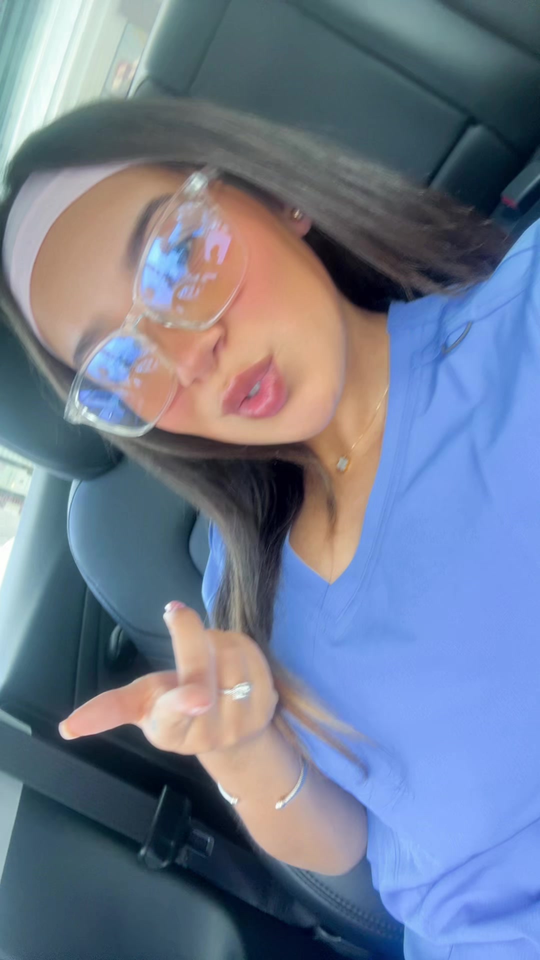 @melowelo