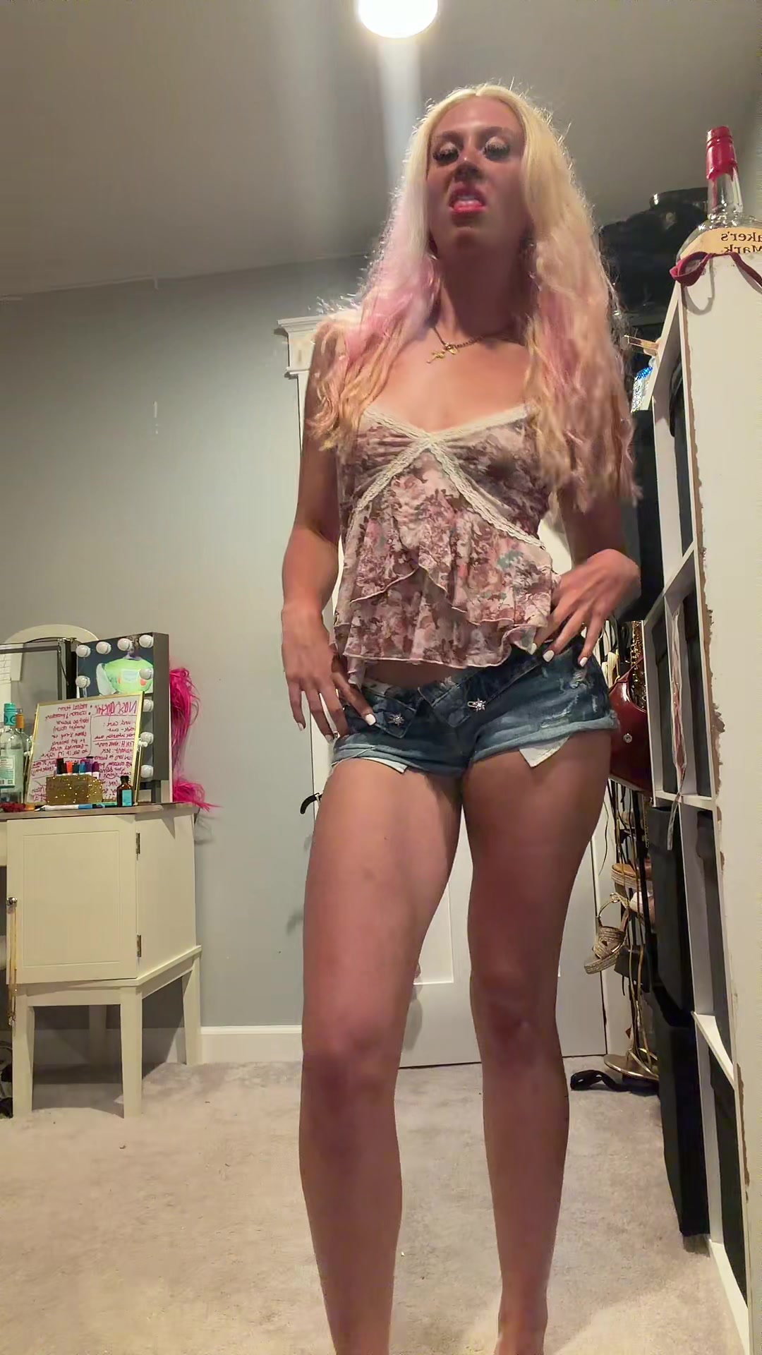 @Liv