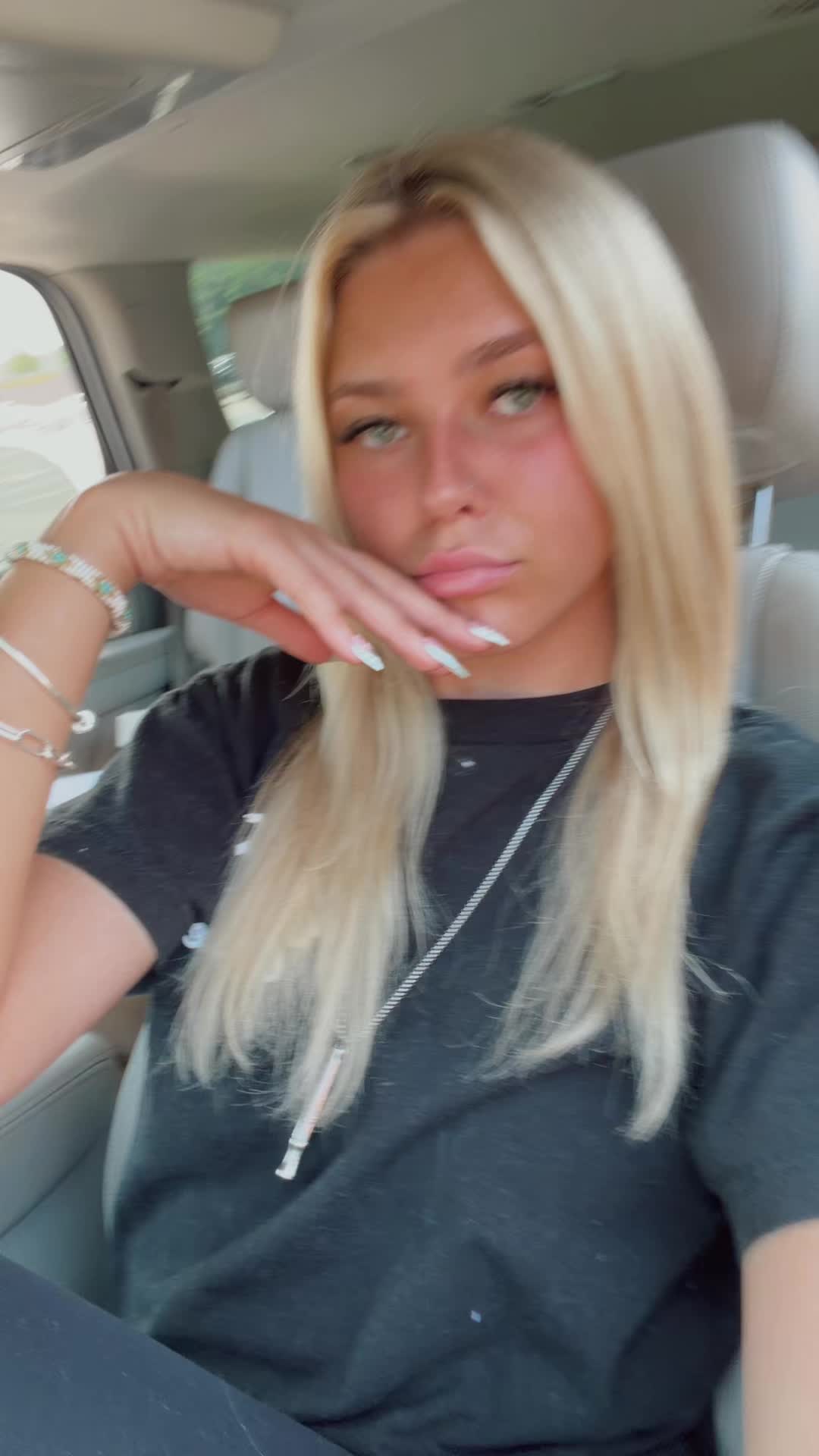 @heather nikole👑