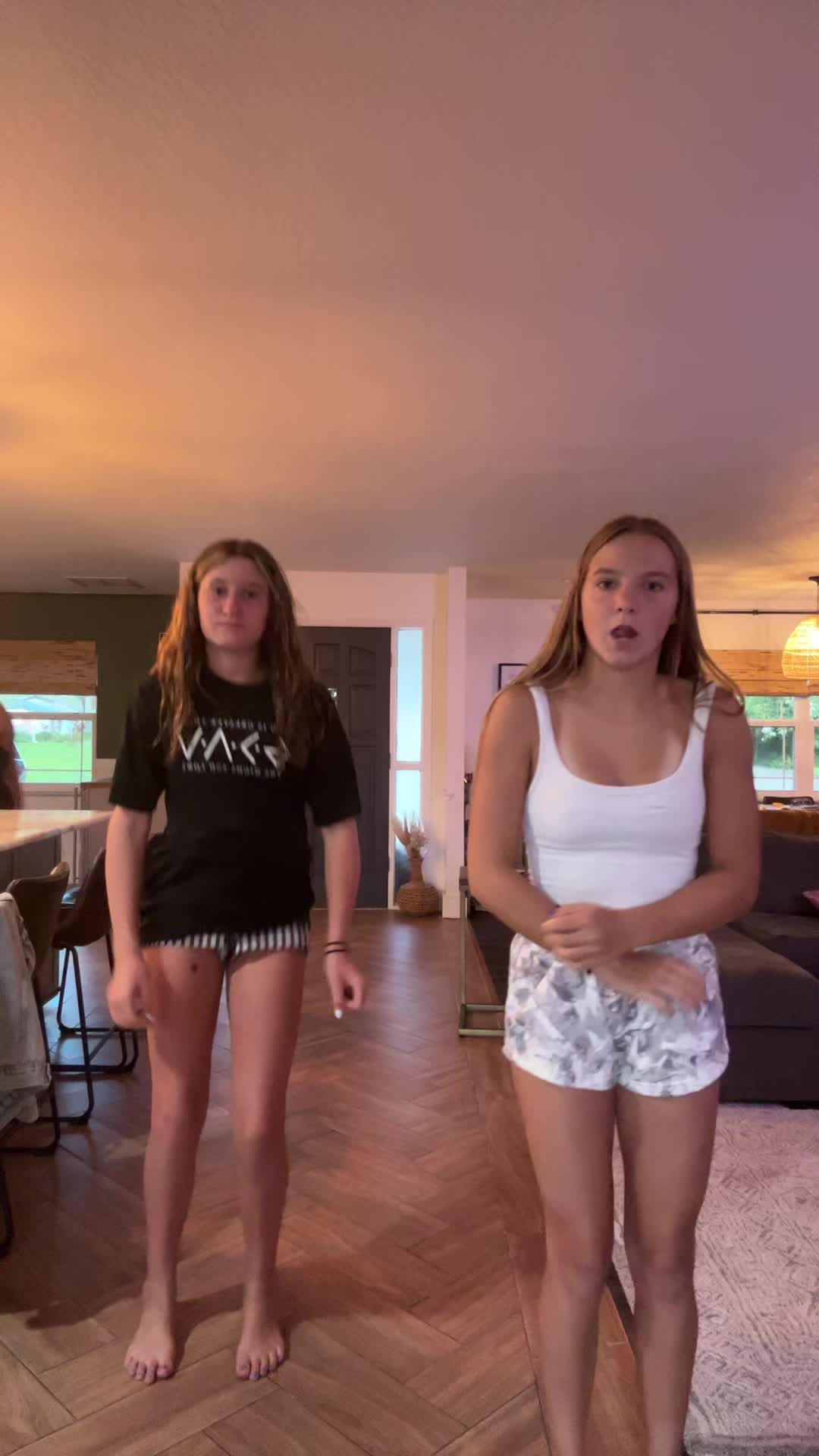 @lyla&emma
