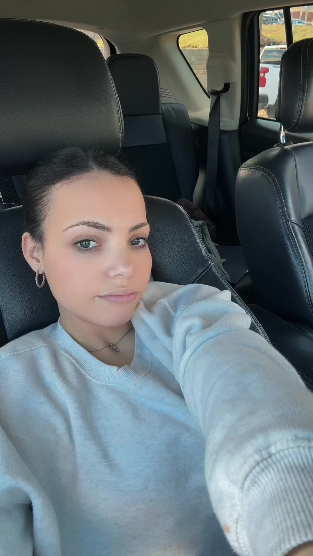 @Nia