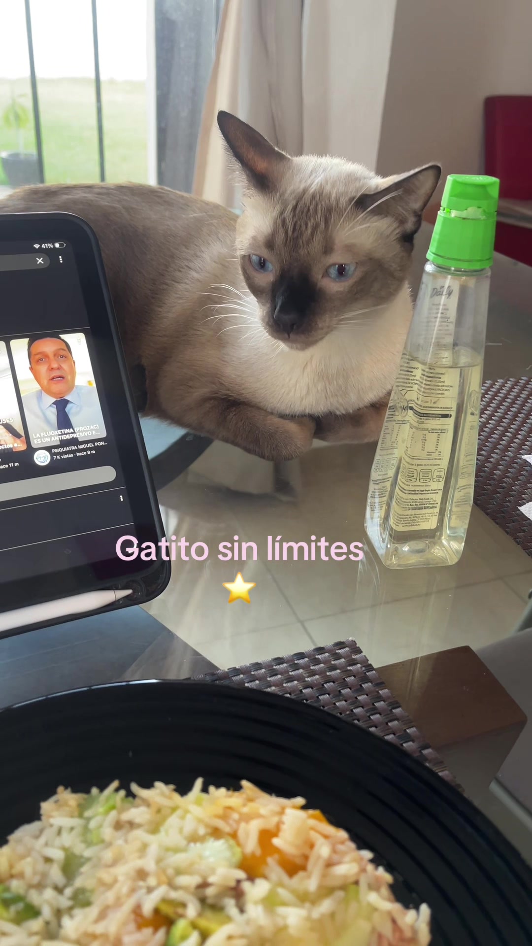 @Hermanitos siameses