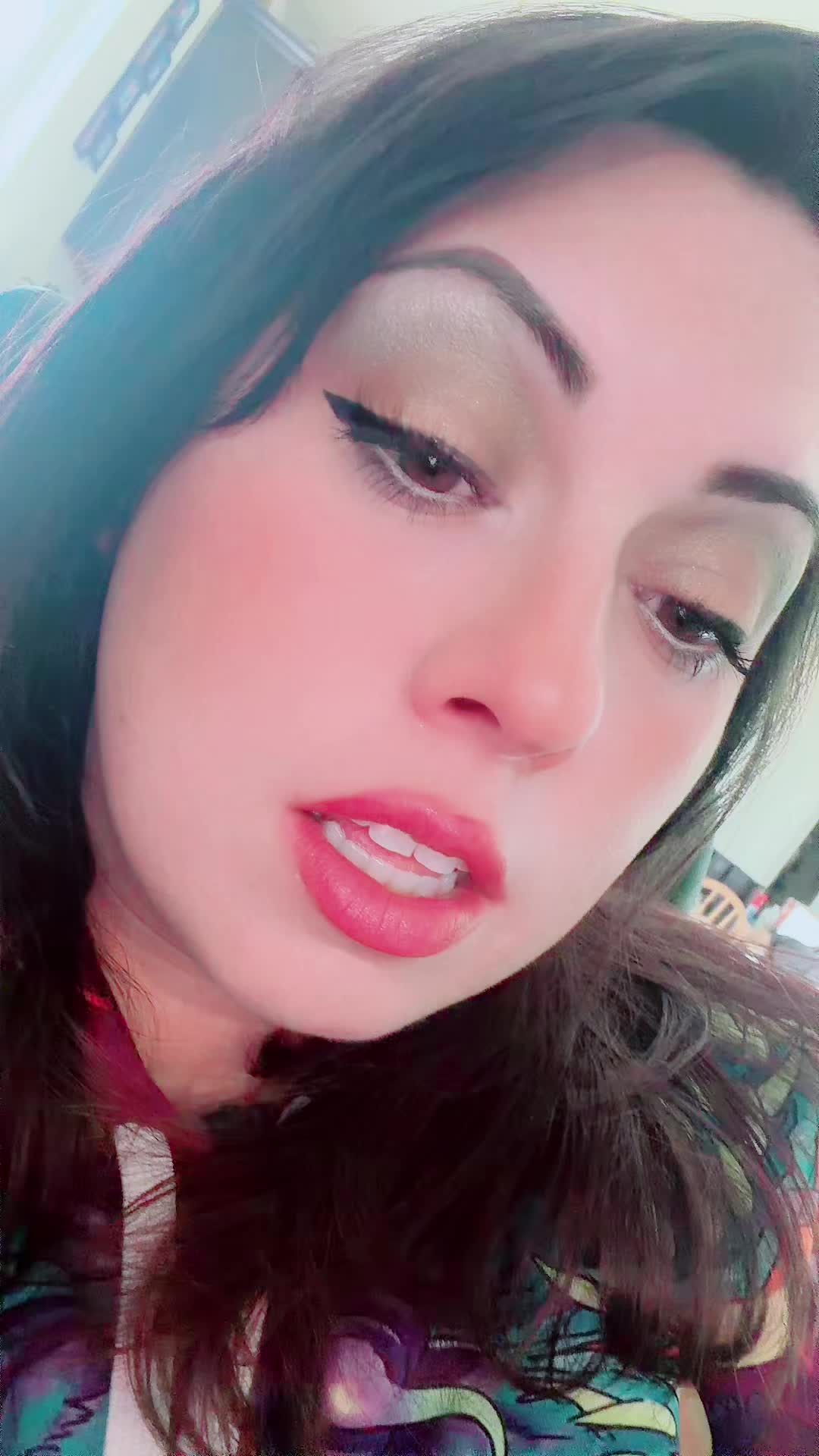 @Sashhbearr
