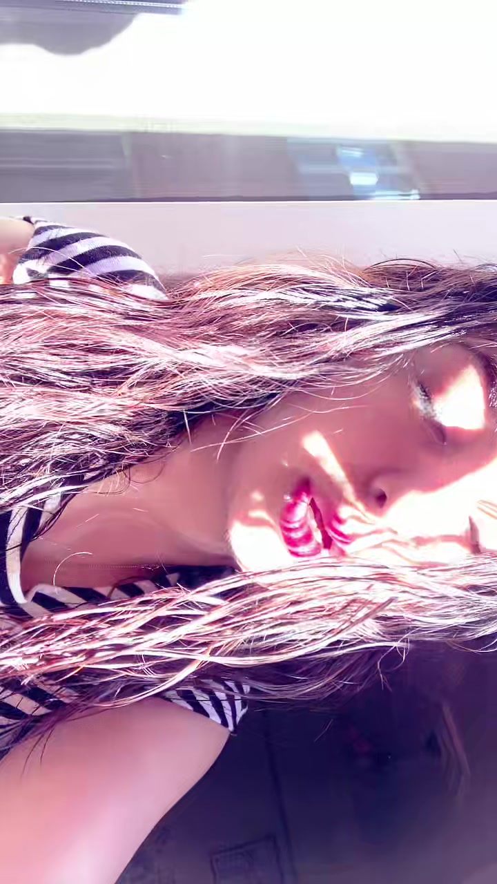 @💫