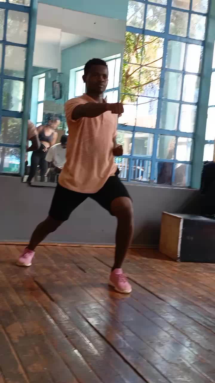 @DANIEL VEE