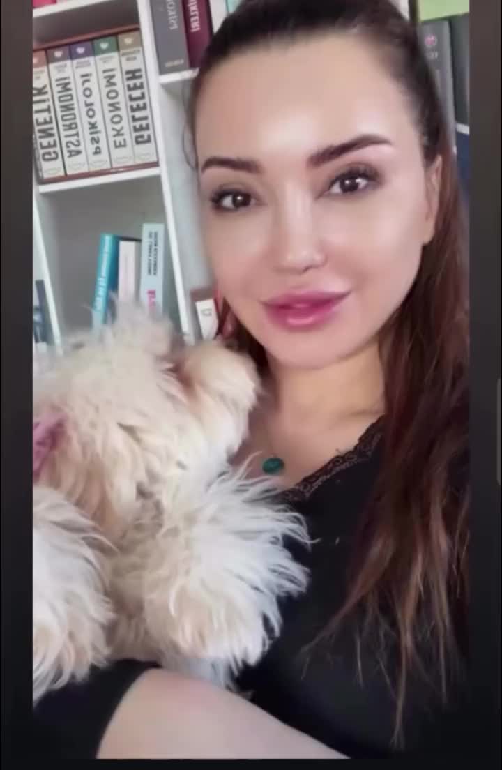 @KM
