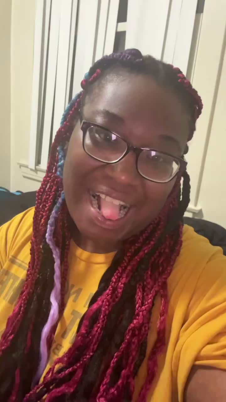 @poohRocaRoni23