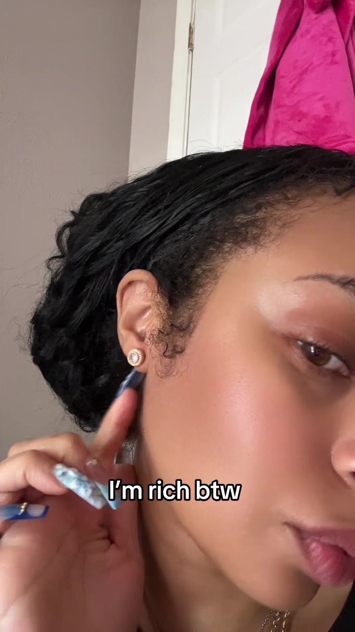 @Jess 🧿 Aka SashaBaron35 🥰