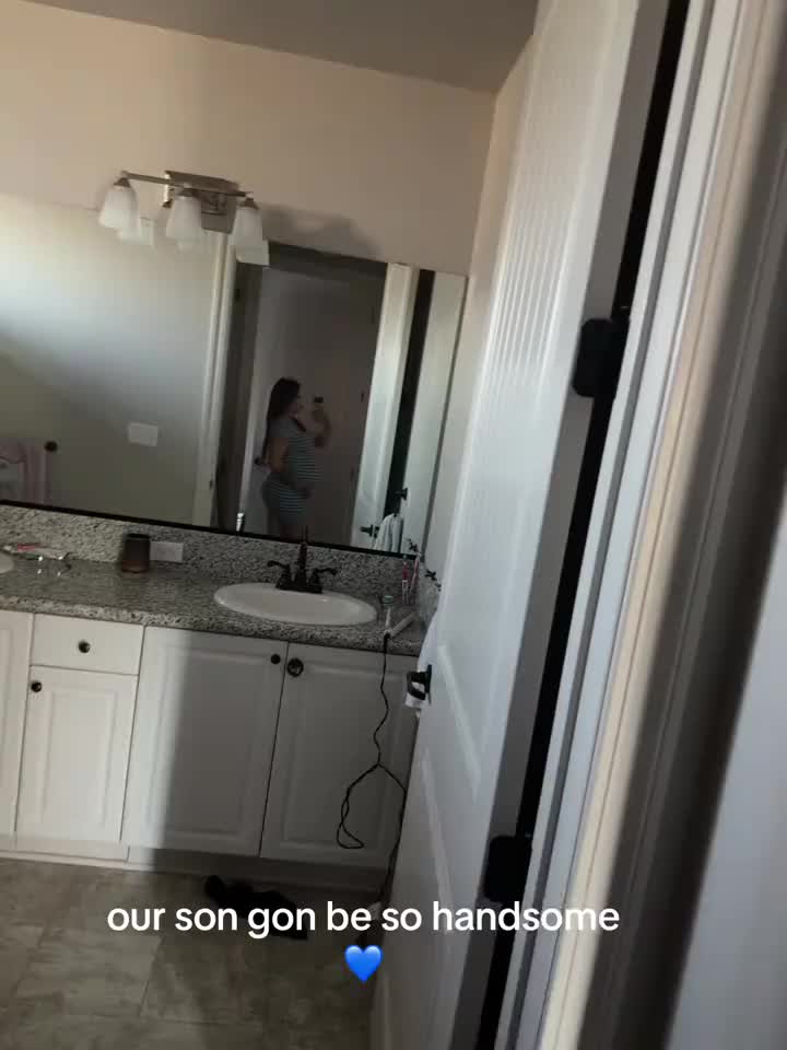 @deztini8314