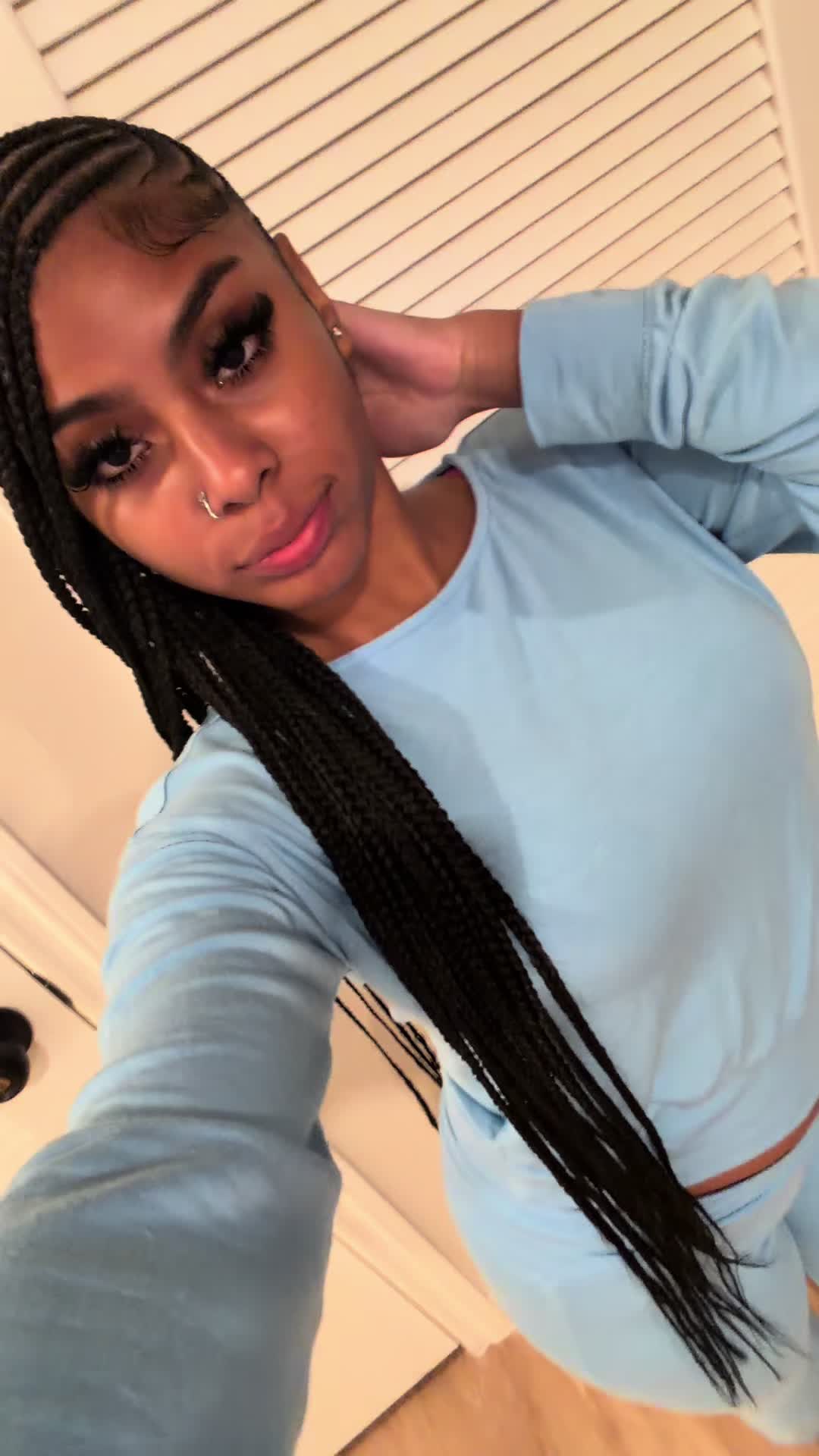 @leilamiraclee