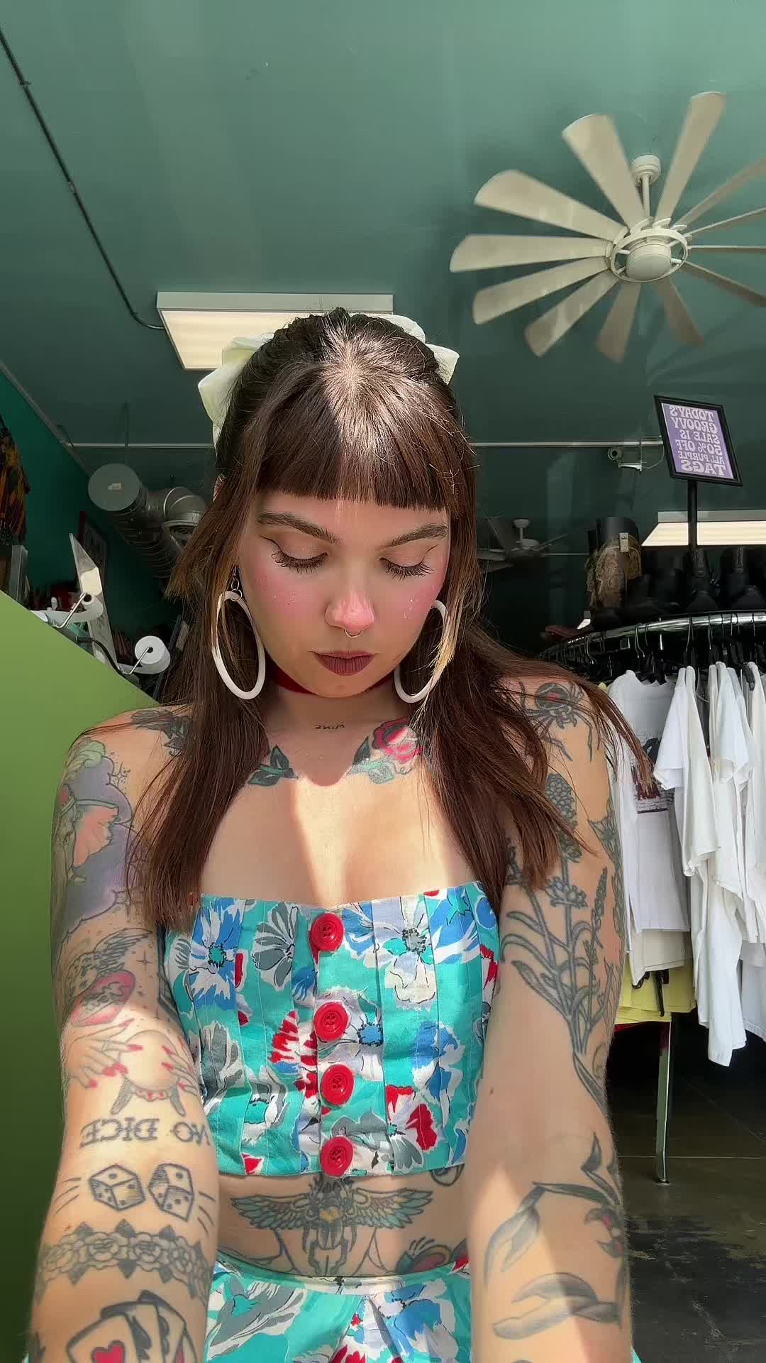 @champagne_lipstick