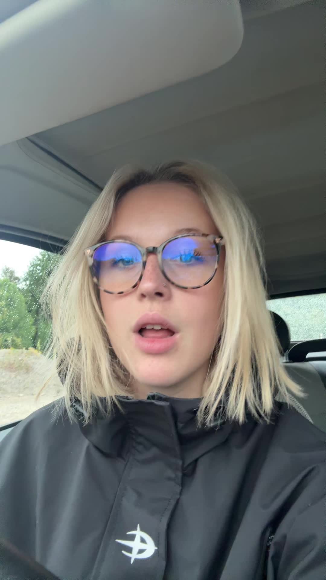 @emelyerdbeer⛓️💥🍓