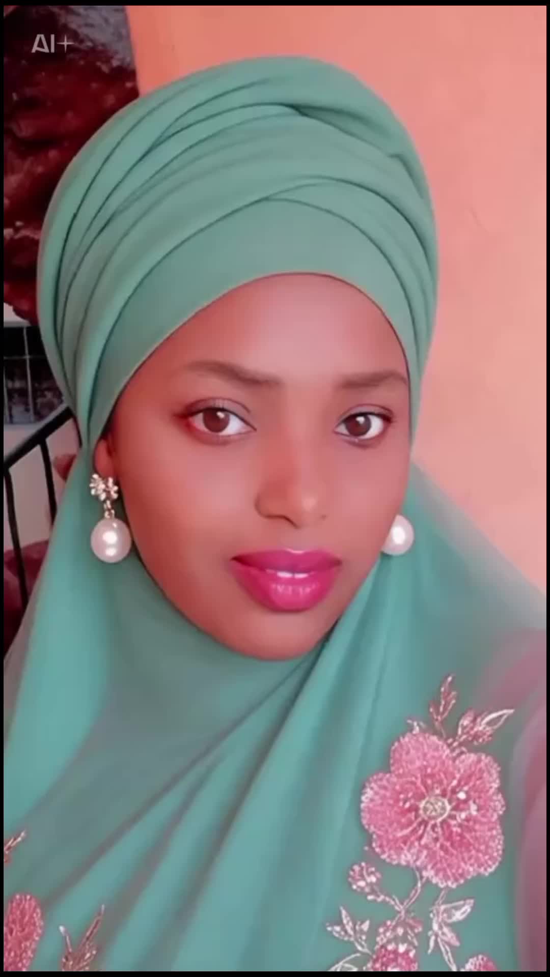 @Hanifa