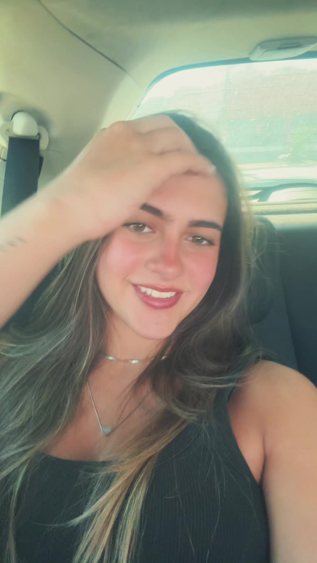 @🤫