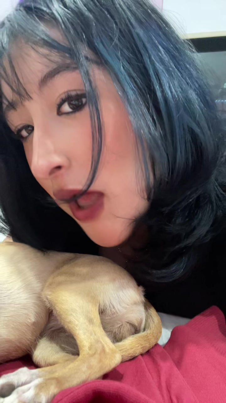 @Isañaña