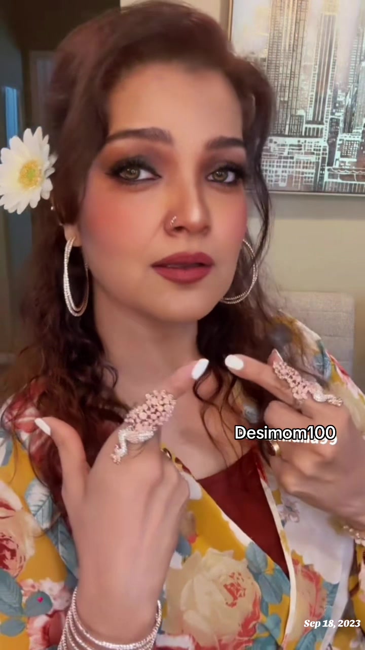@Desimom-HosanAra❤️حُسن آرا