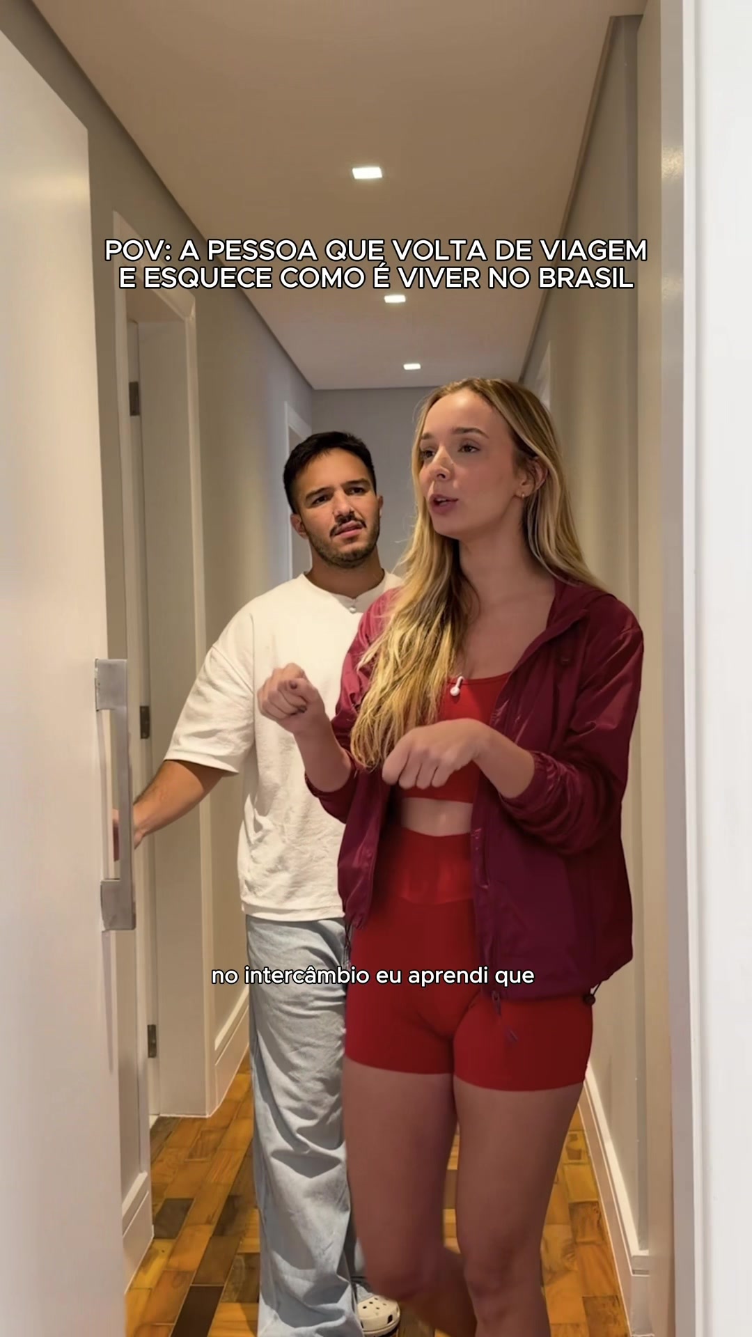 @Bri F - Meiobrasileira