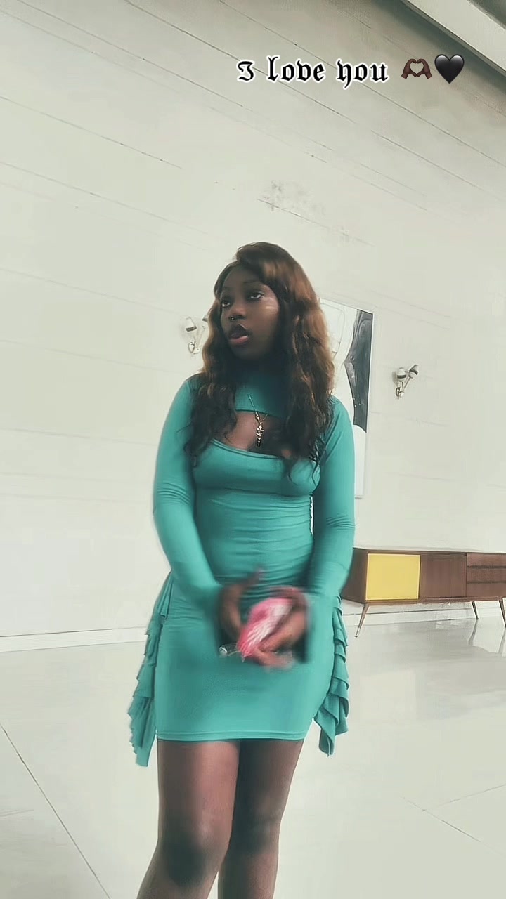 @Mrs jalloh  juice world wife