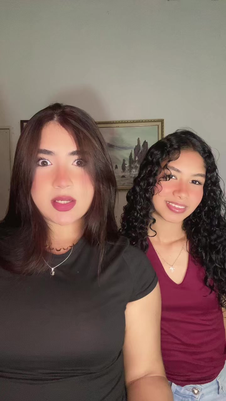 @camiacosta