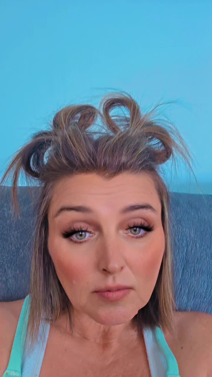 @Heather❌️