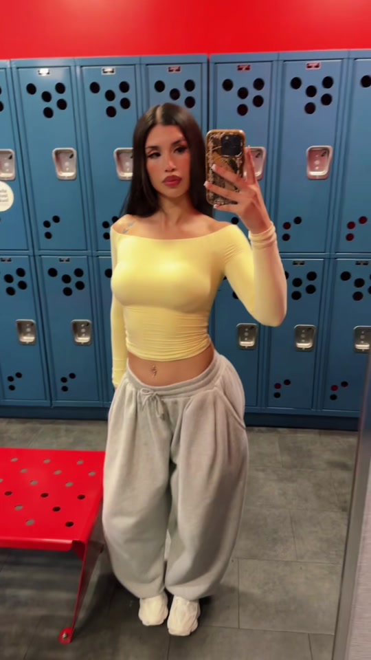 @Prettymamacitaa