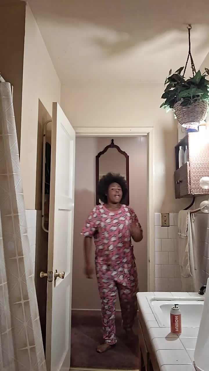 @tairae