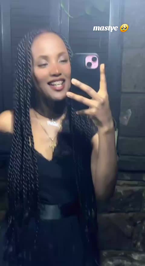 @ረድኤት 🧸