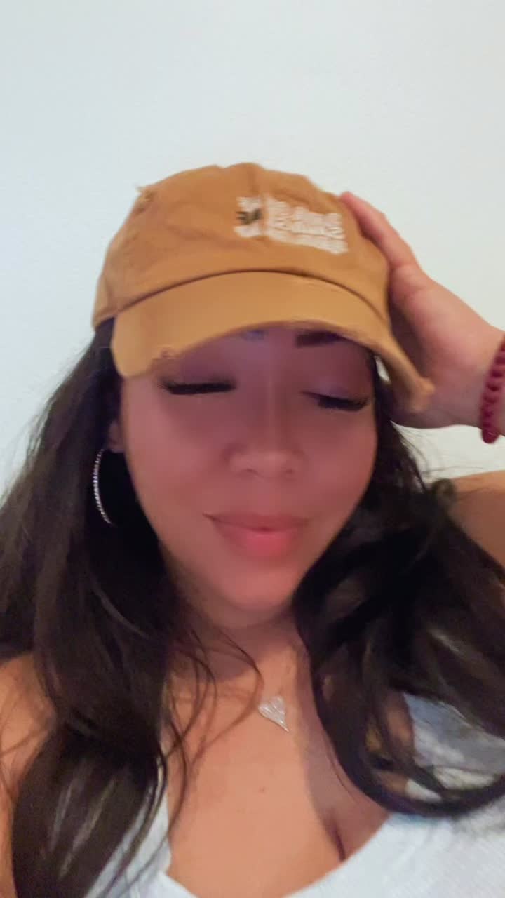 @KrystinaB 🦅🖤