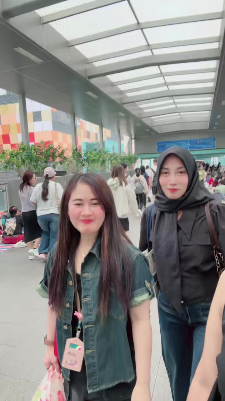 @Gemoy Chan 🇭🇰