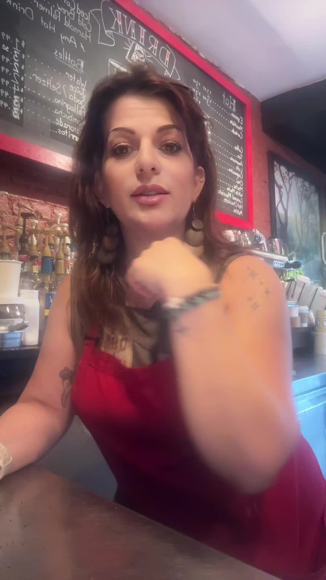 @Lina Tiesi