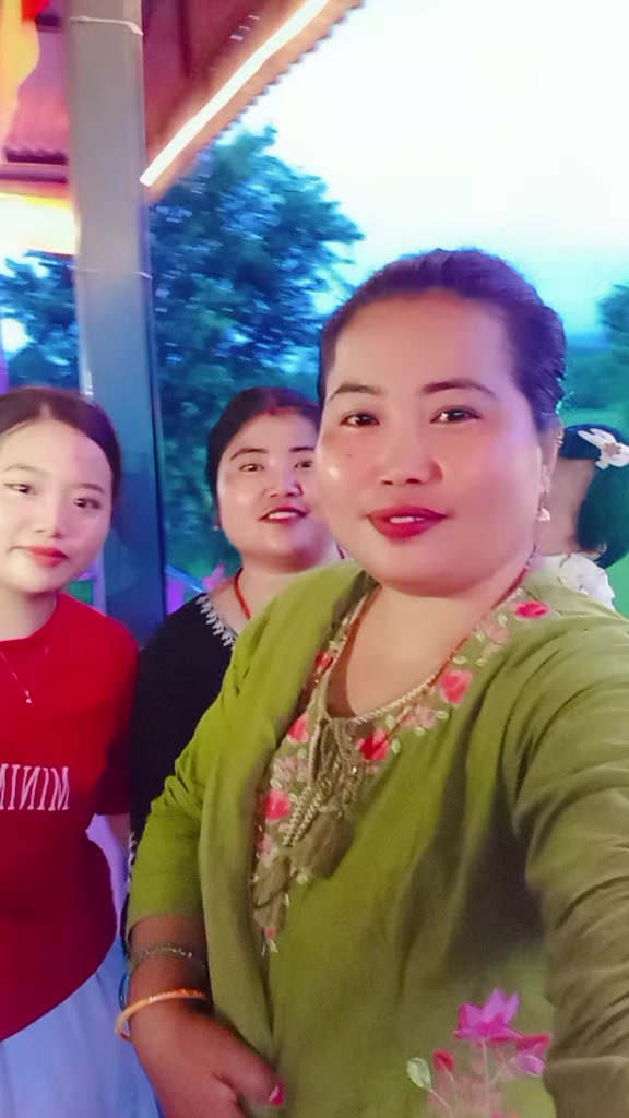 @Saru Magar
