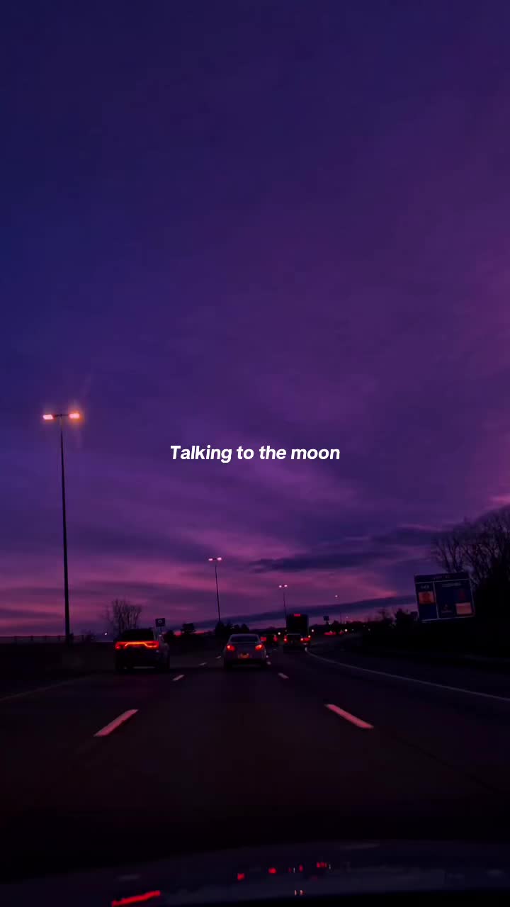 @moody🌝