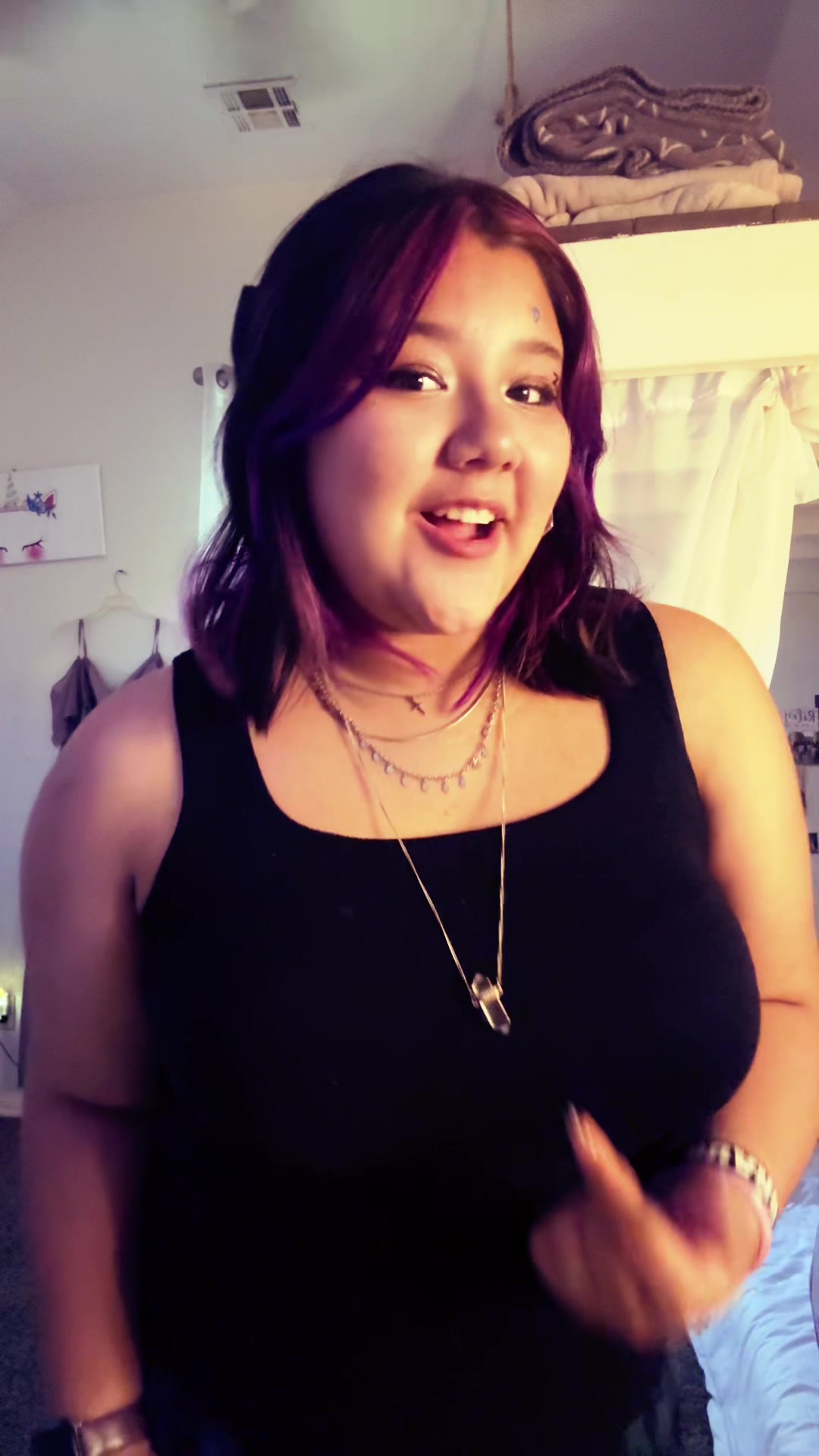 @_BellaRae