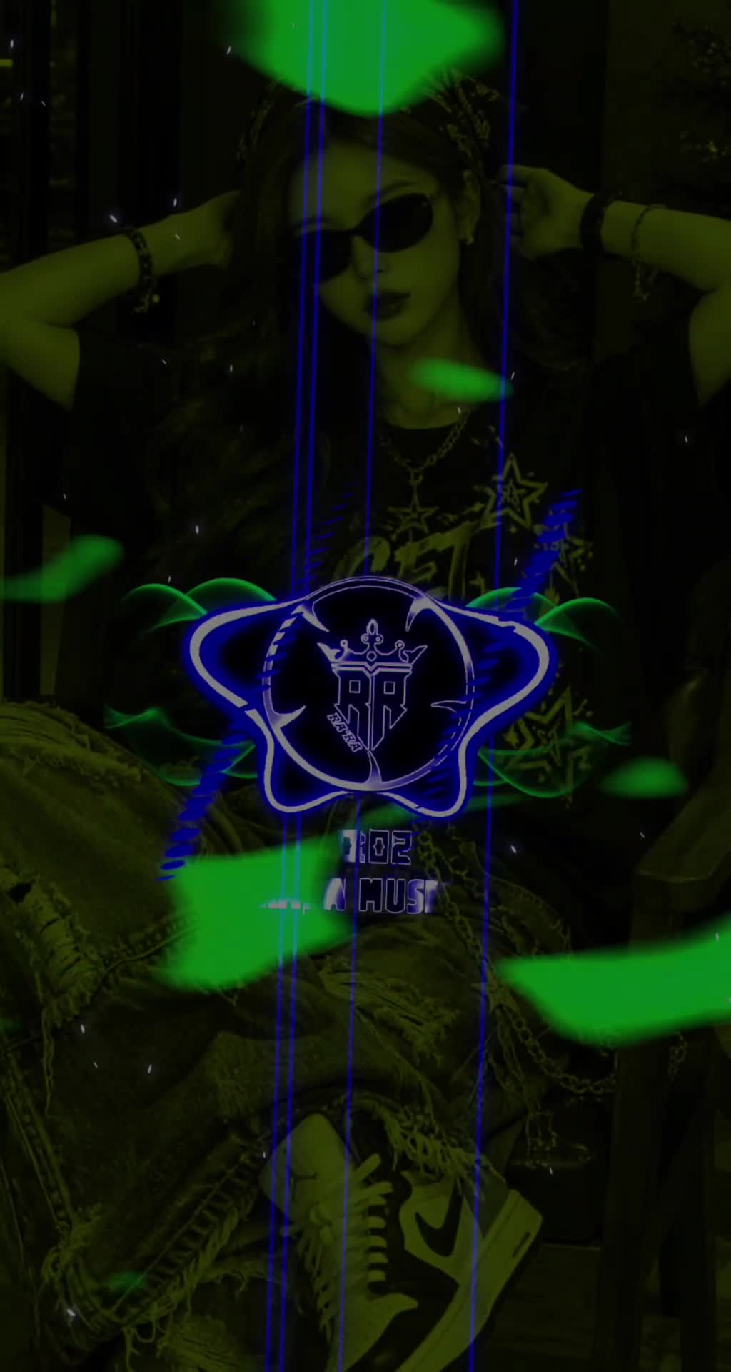 @𝐀𝐥𝐢𝐜𝐞 ♉