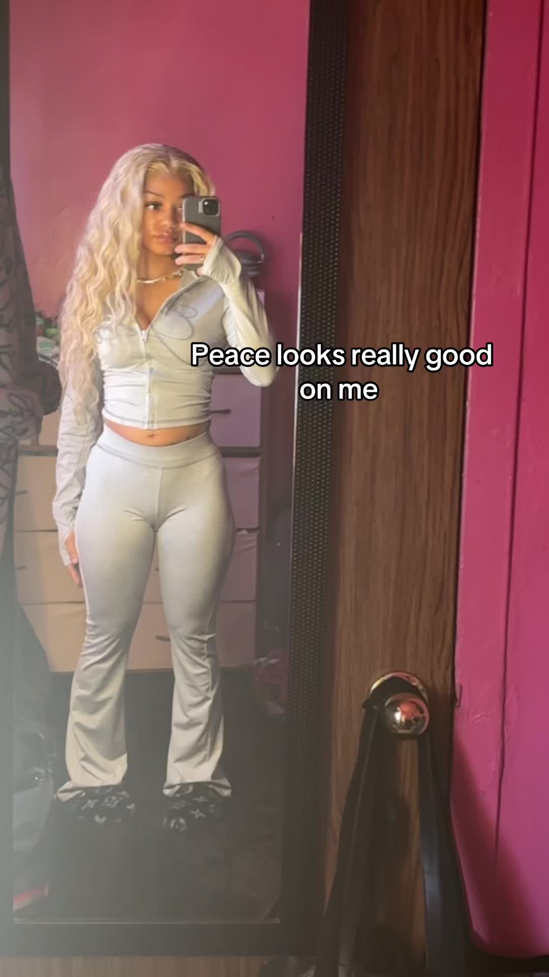 @Sashaa lee