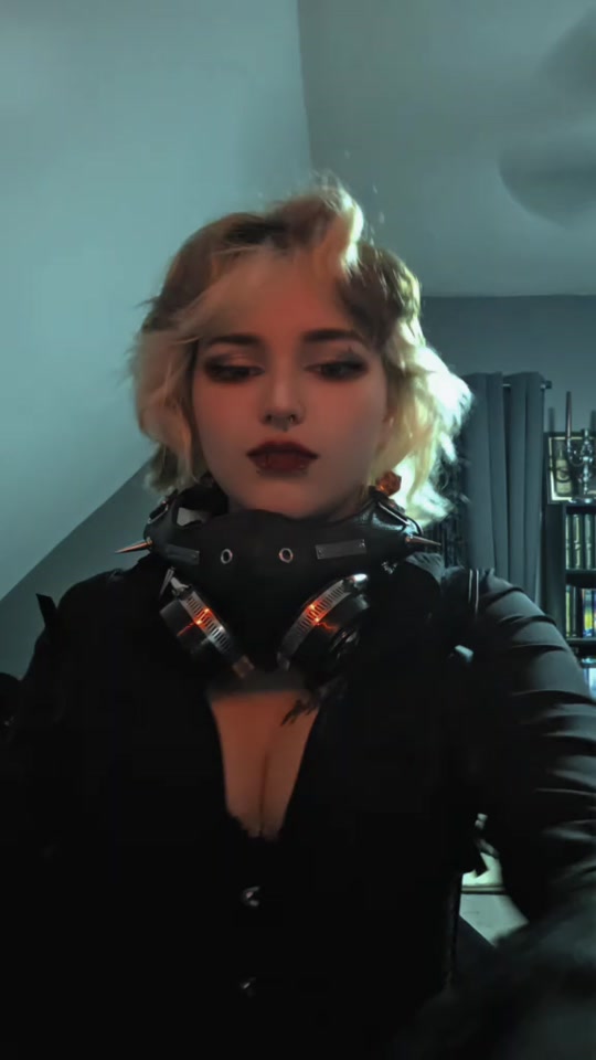 @Jinx ☠️🖤🩸