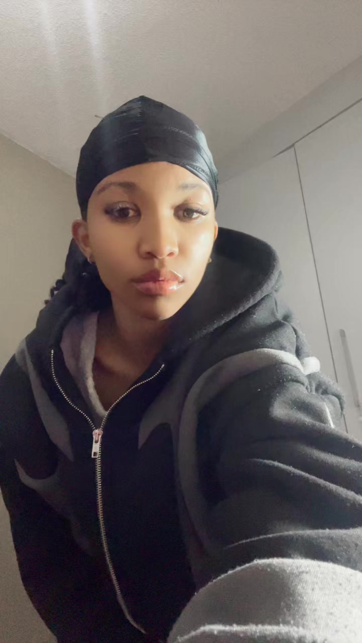 @Tlholohelo